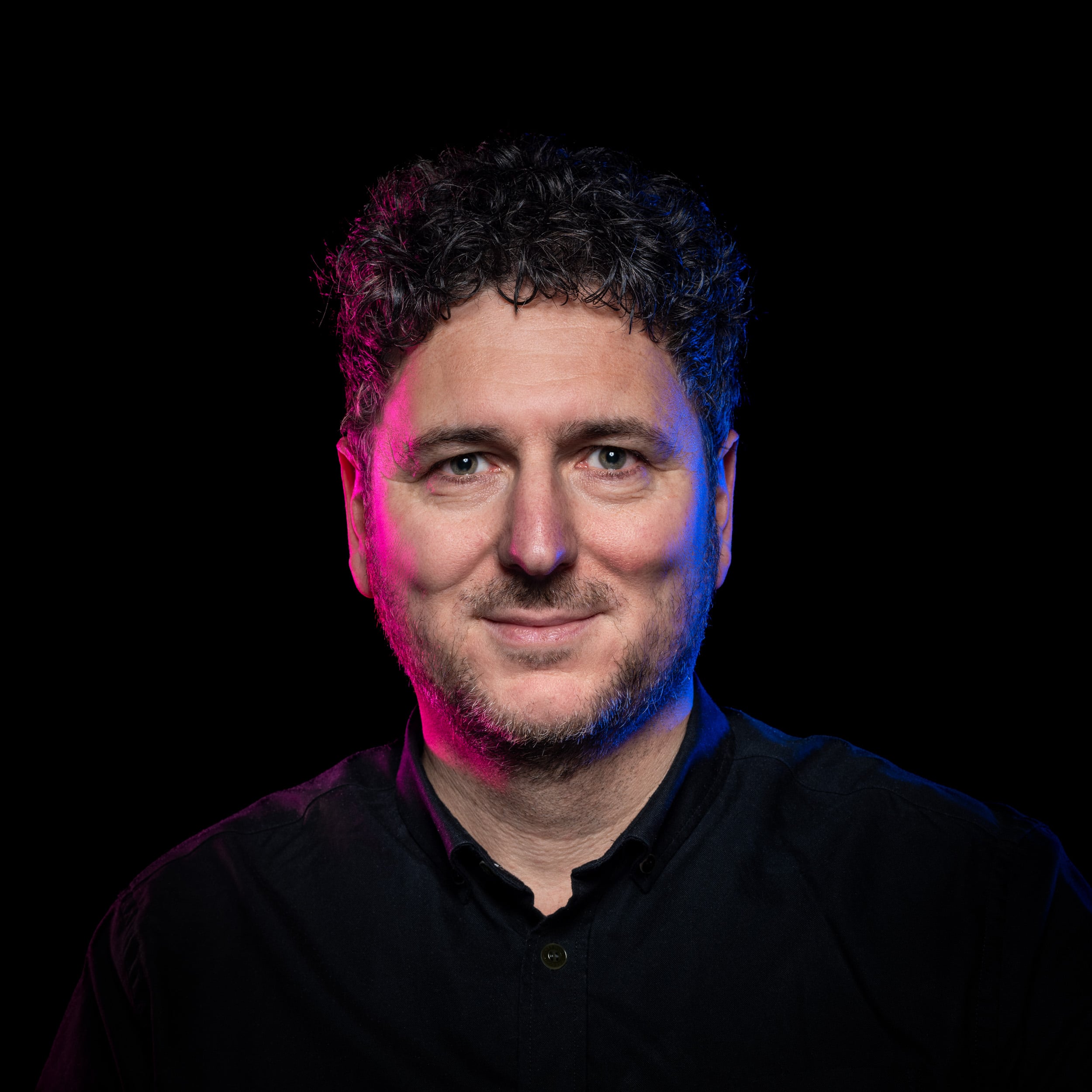 Contact Adaptable Contact Adaptable